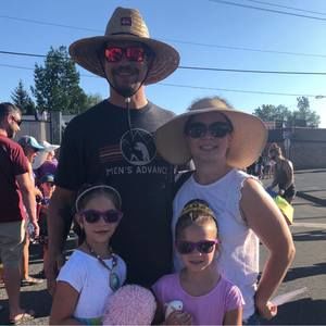 Meet your Posher, Robin